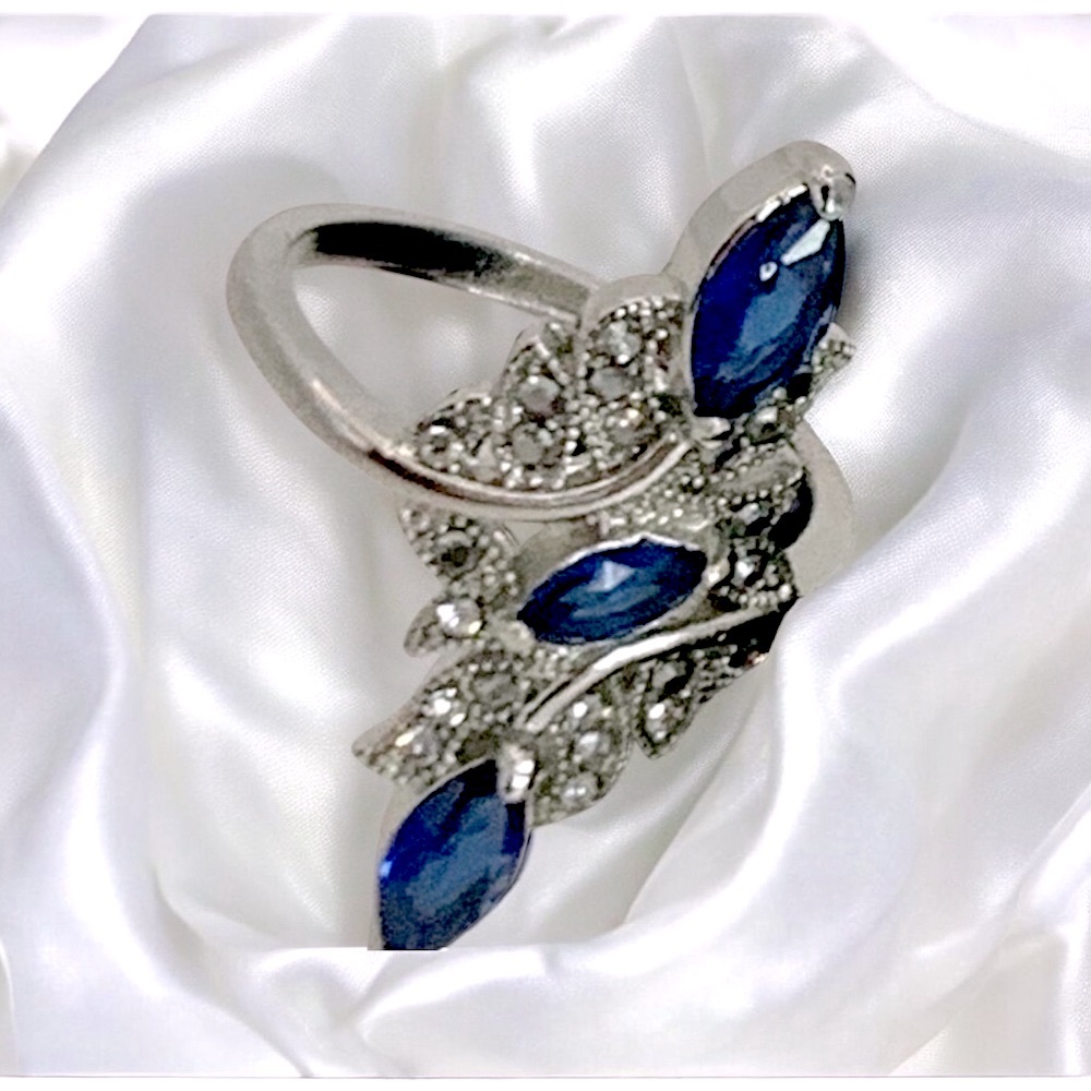 Sapphire CZ & Silver Tone Oblong Ring - Picture 2 of 7